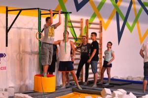 25
