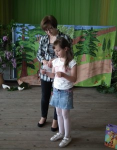 09